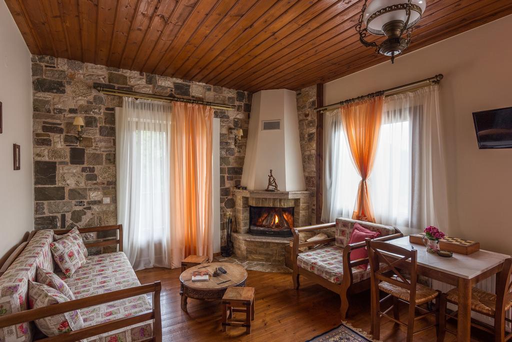 Apartment Merses Mikro Chorio (Central Greece)
