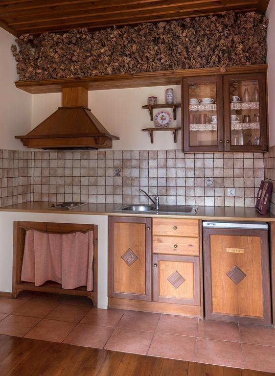 Merses Mikro Chorio (Central Greece)