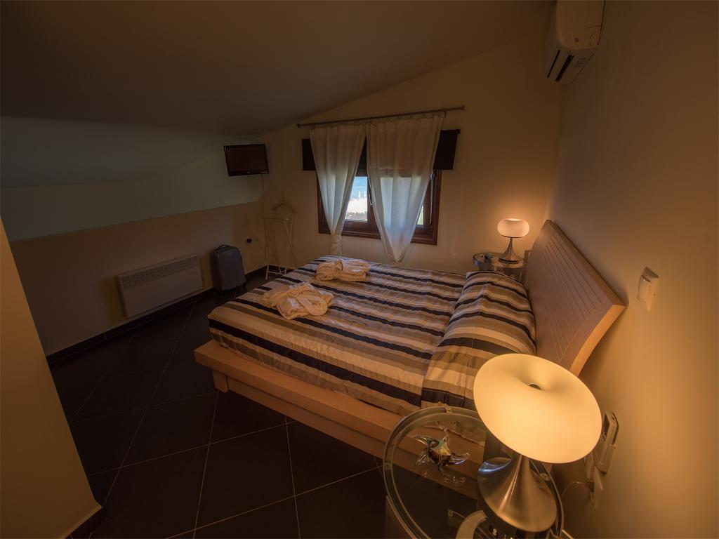 Athos - Luxury Seaside Holiday home