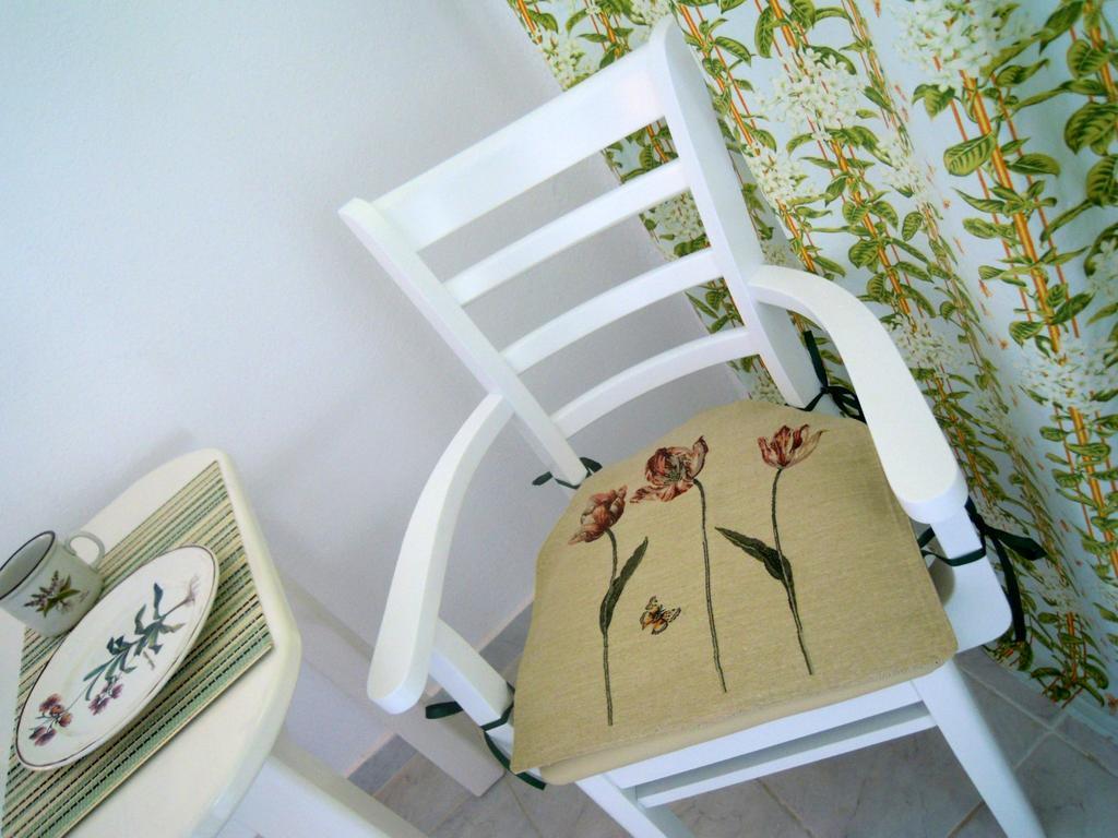 Palemilos Apartment *