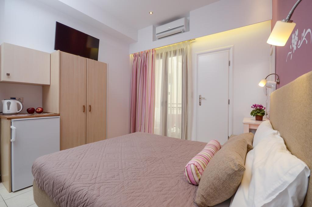 Hotel Panormos And
