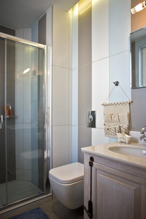 Villa Seabreeze - With Jacuzzi & Heated Pool