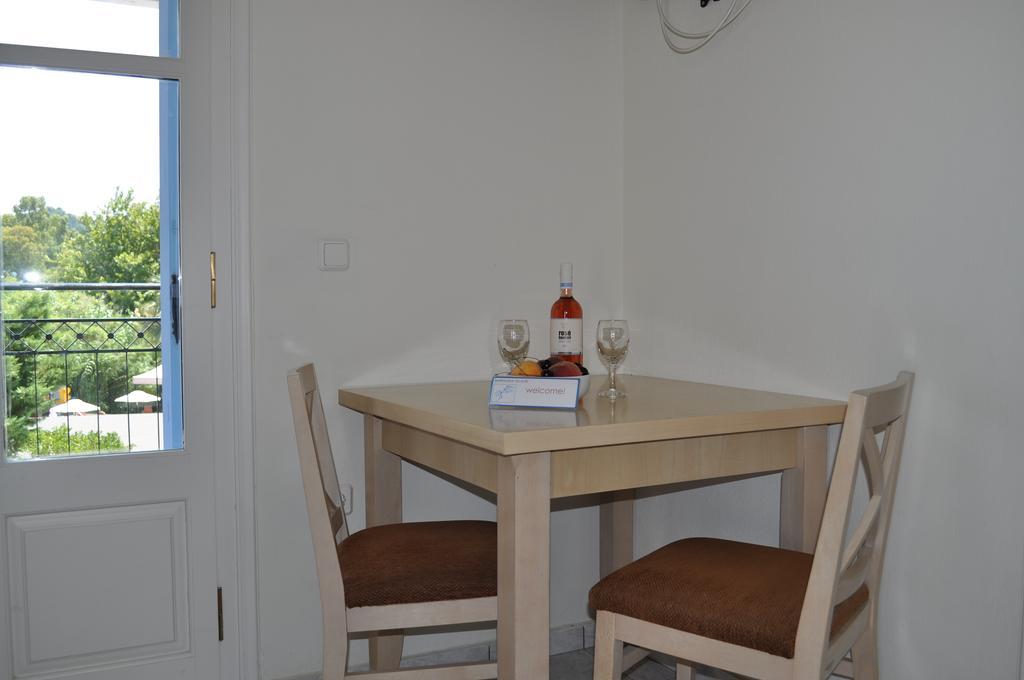 Marialena Village Aparthotel 3*