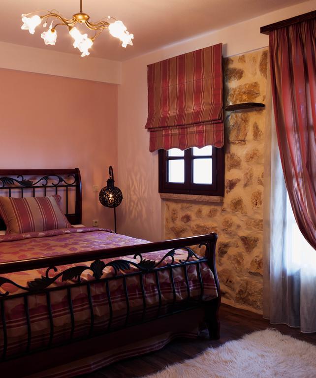 Guest house Aiolides Traditional Homes *