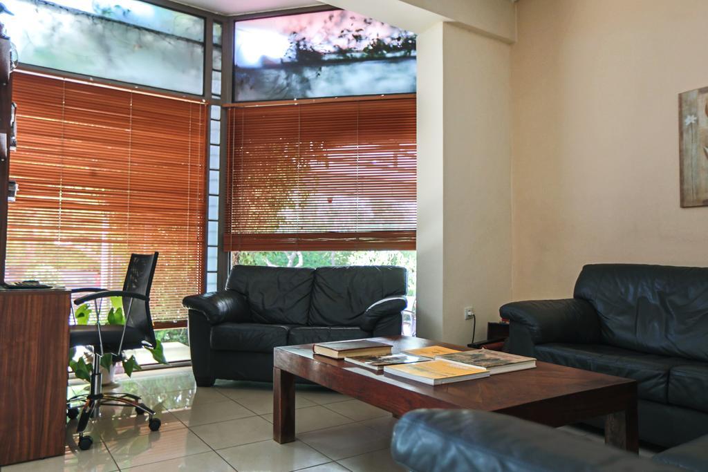 Hotel Nestorion 2*