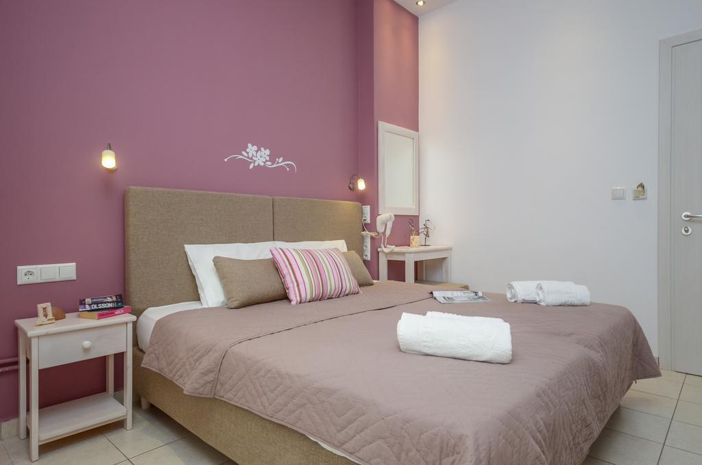 Hotel Panormos And *
