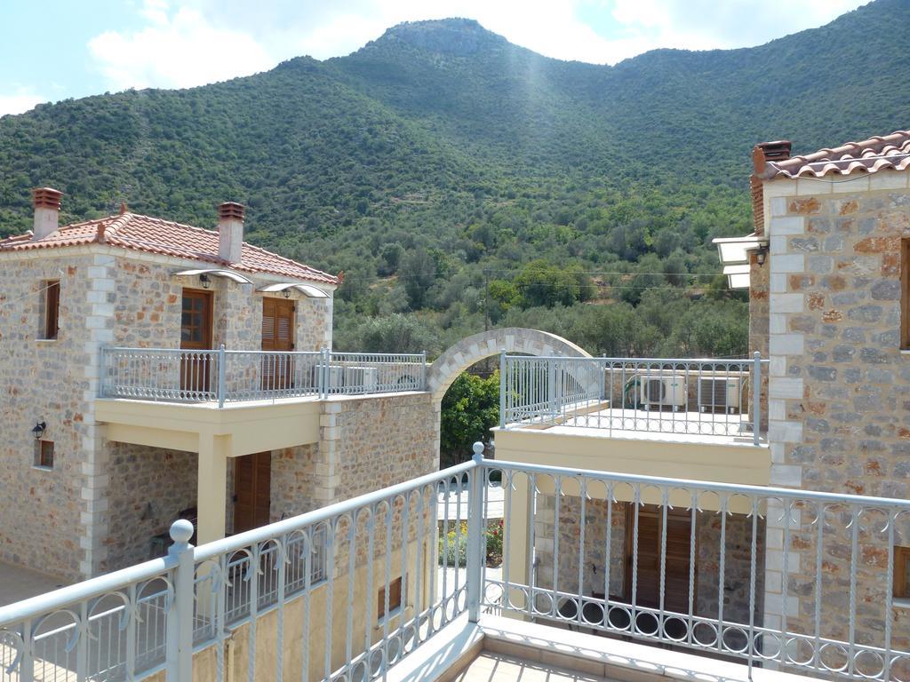 Karantonis House *