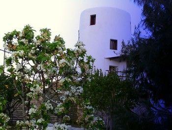 Windmill Complex Apartment Artemonas