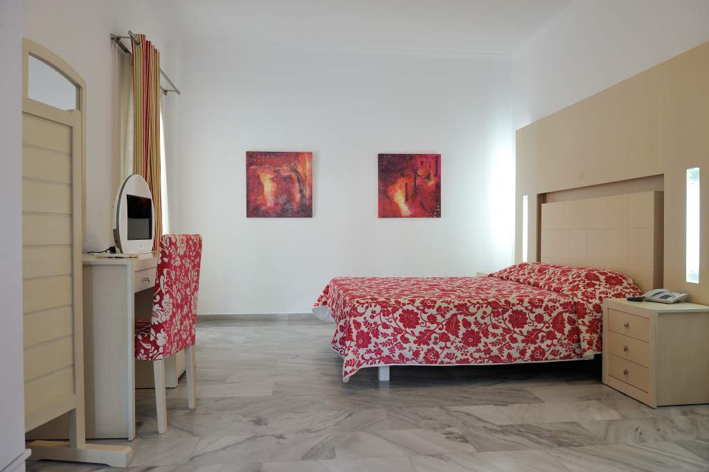 Hotel Narges Aliki (Paros)