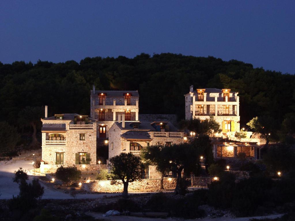 Revera Traditional Stone Villas, & Villa *