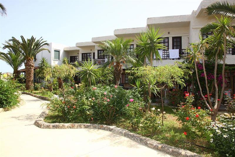 Sandy Hotel 2*