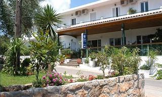 Athina Hotel 3*