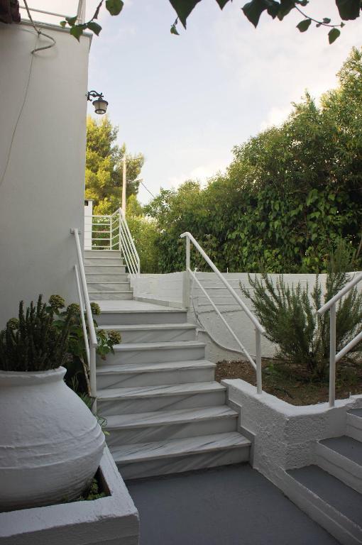 Aphrodite Skiathos *