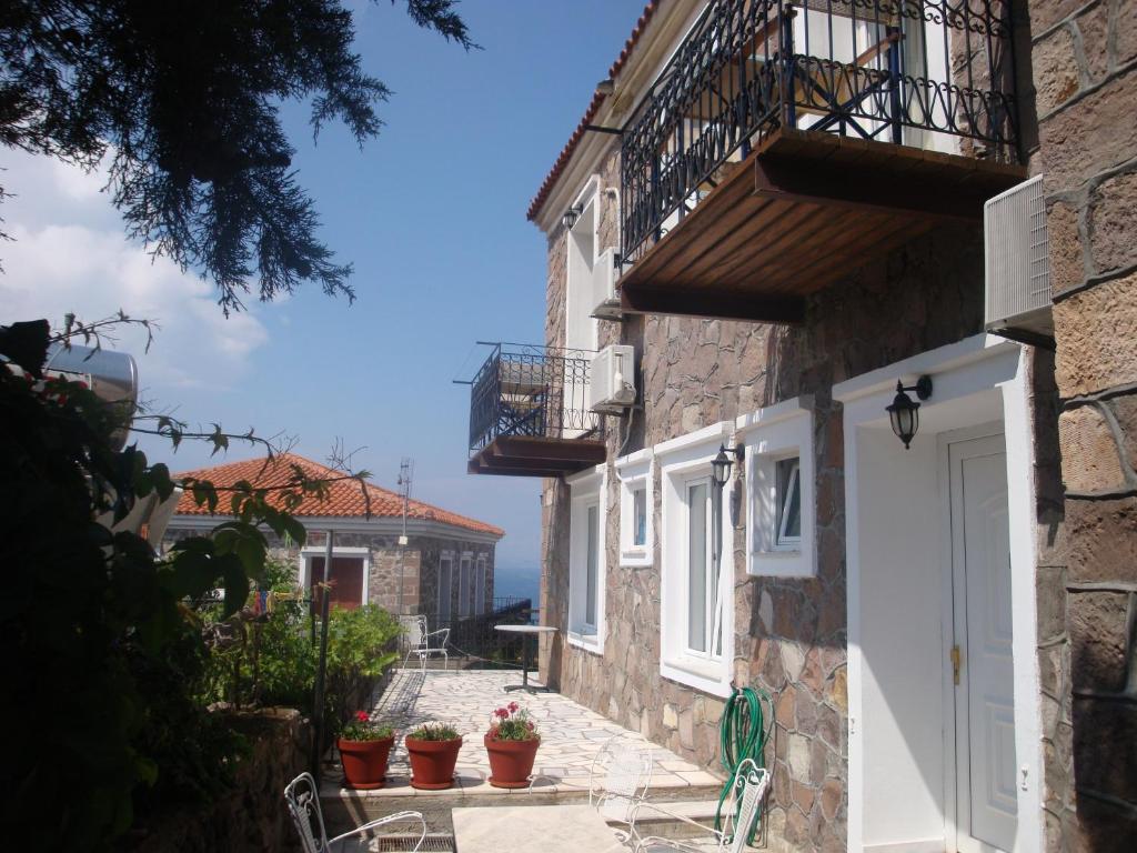 Molyvos Queen Apartment