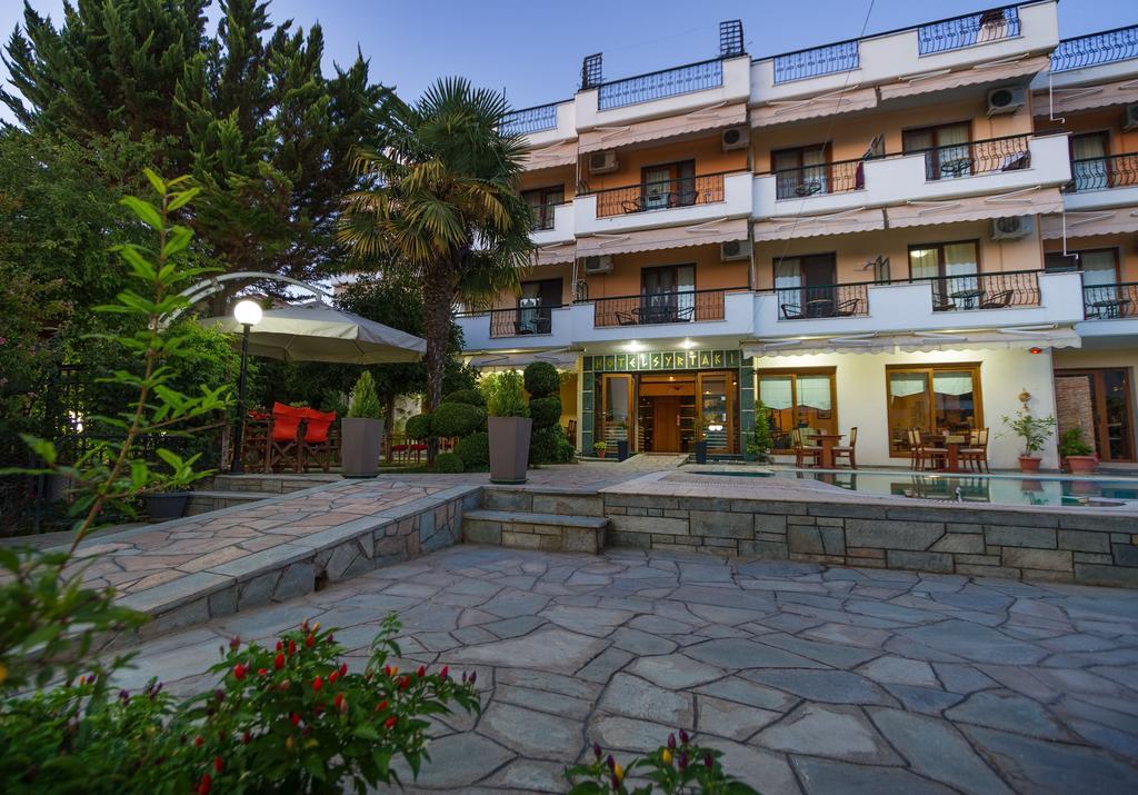 Syrtaki Hotel Ofrinion