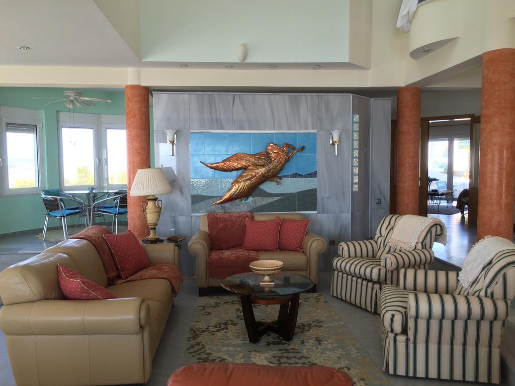 Stargazer Villa Marathon (Attica)