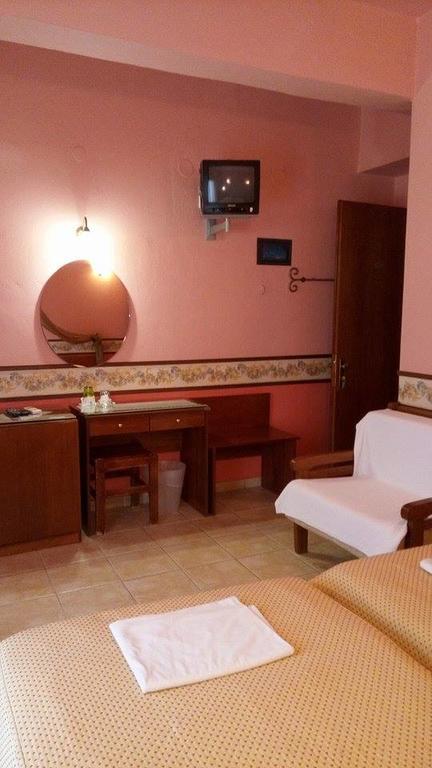 Nepheli Hotel