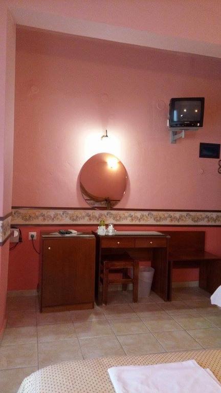 Nepheli Hotel