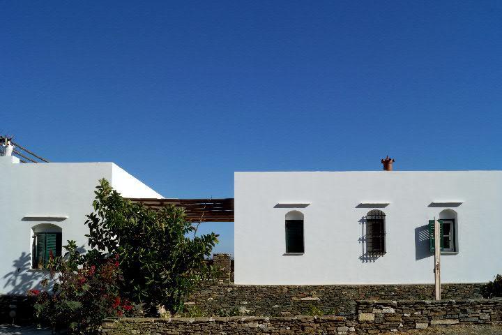 Apollon-artemis Apartment