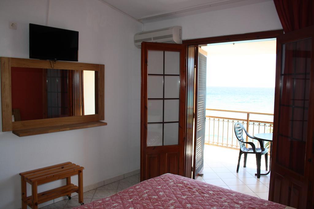 To Kyma Apartment Koinira