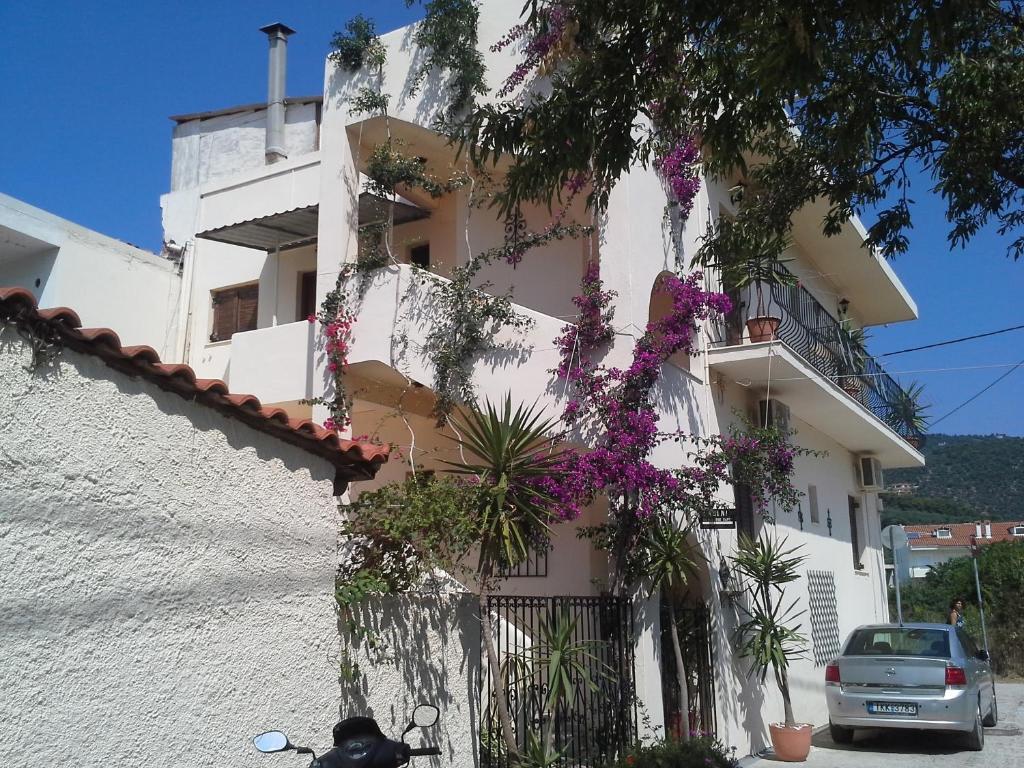 Galini Guest house