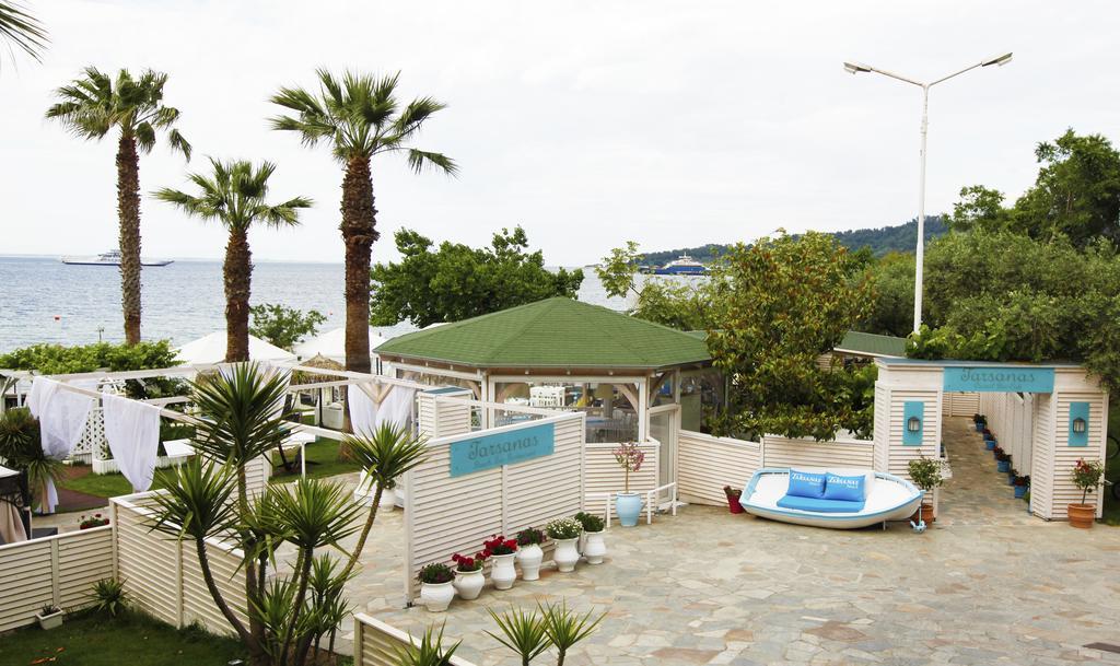 Aparthotel Tarsanas Studios