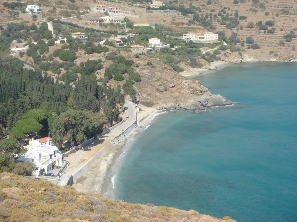 Karmi Andros Apartment