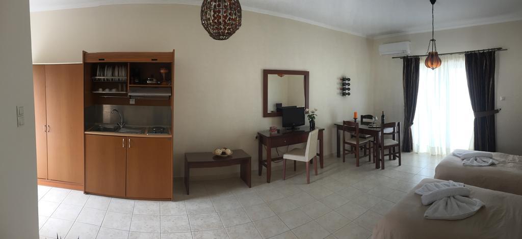 Royal 3* Kalloni (Peloponnese)