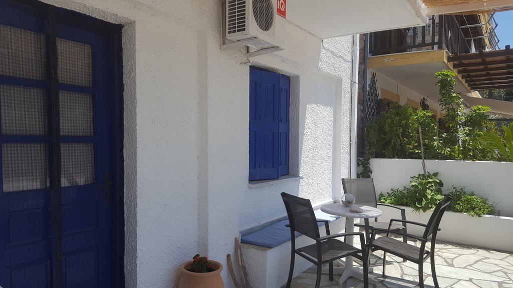 Aparthotel Mantos 1 2*