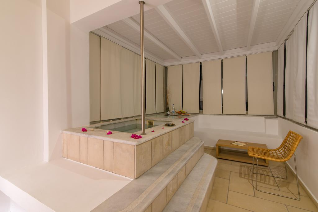 Hotel Antinea & Kamari (Santorini)