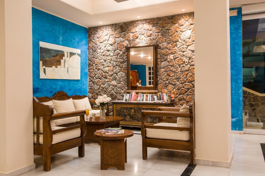 Hotel Antinea &