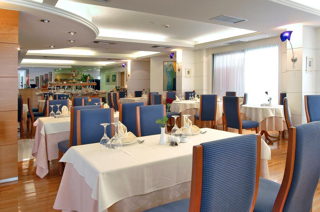 Poseidon Palace 4*