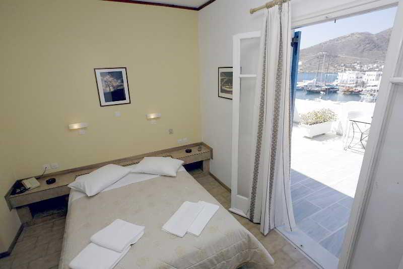 Poseidon Hotel 2*
