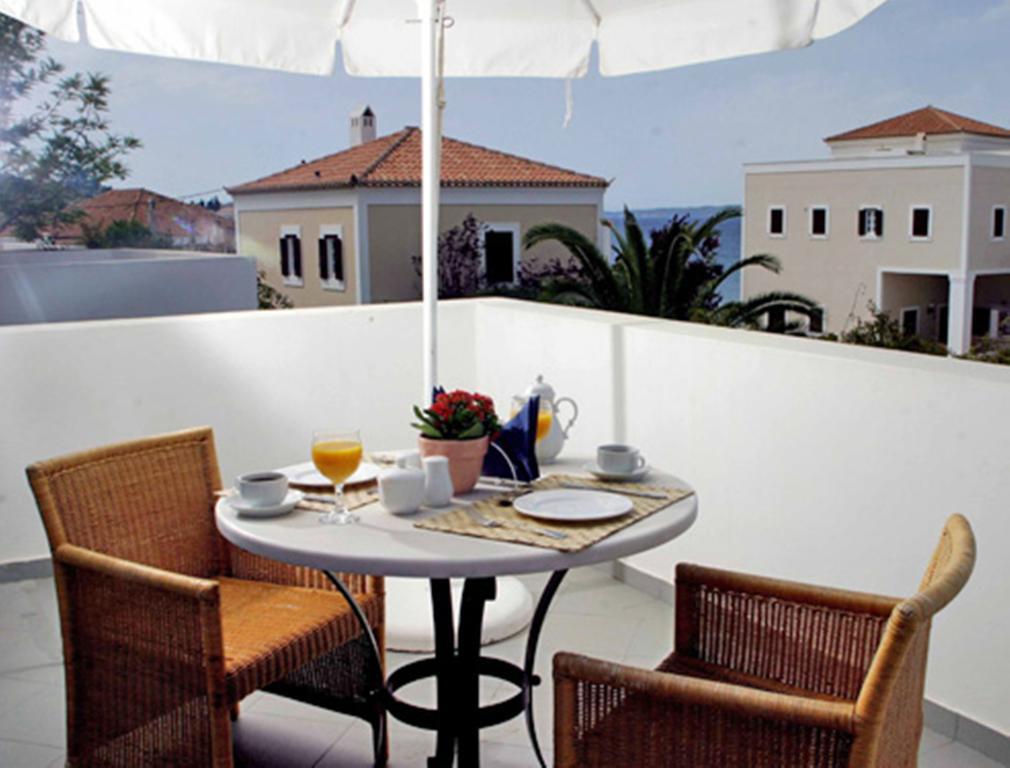 Nissia Traditional Residences 4* Spetses Town