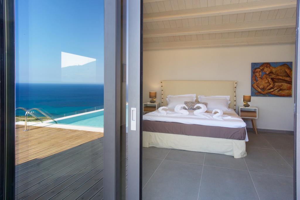 Villa Mirror Villas Skala (Kefalonia)