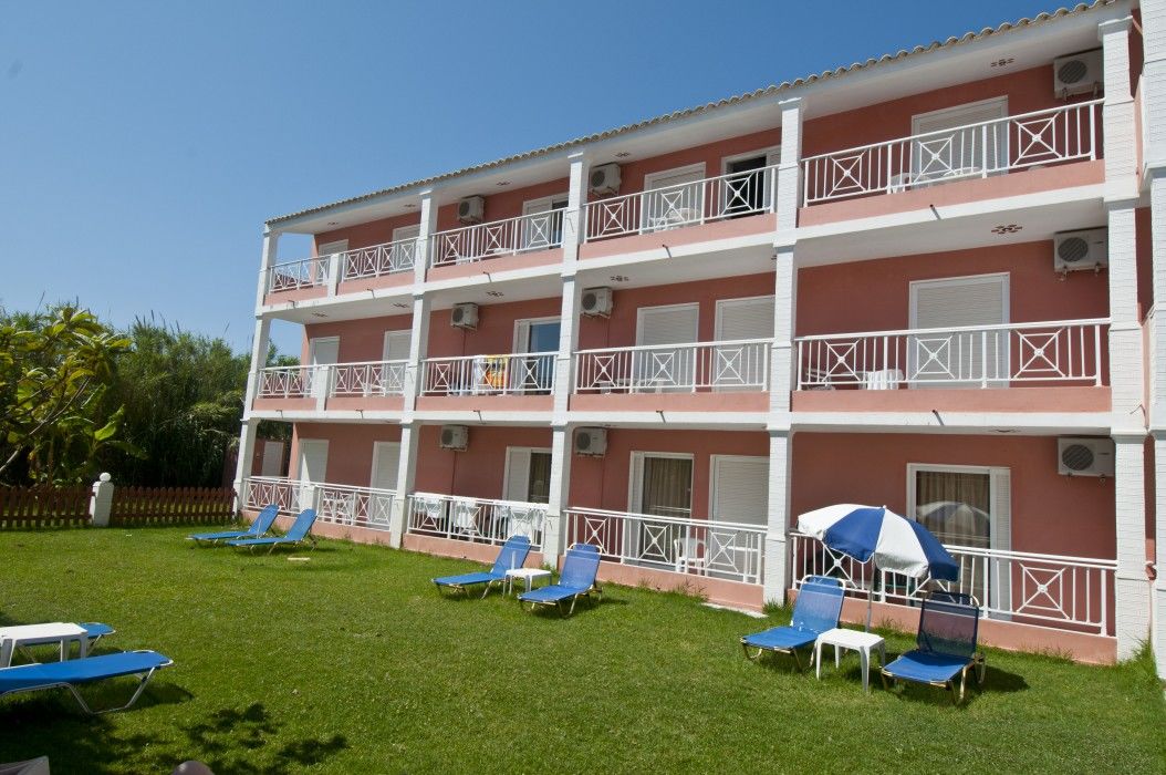Angelina & Aparthotel 3*