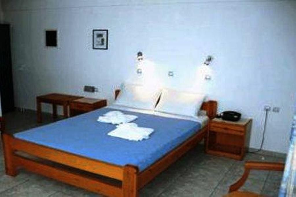 Asterias 2* Parikia (Paros)