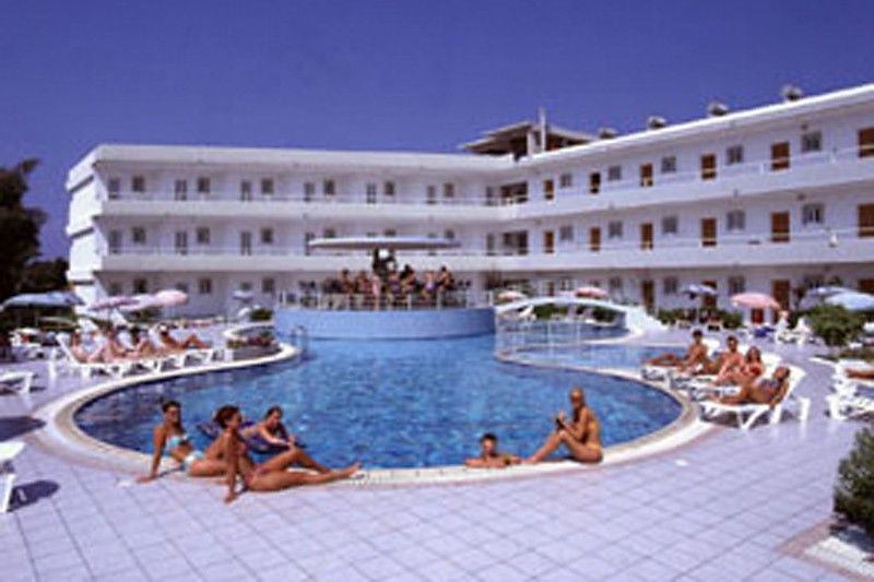 Bayside Katsaras Aparthotel 4*