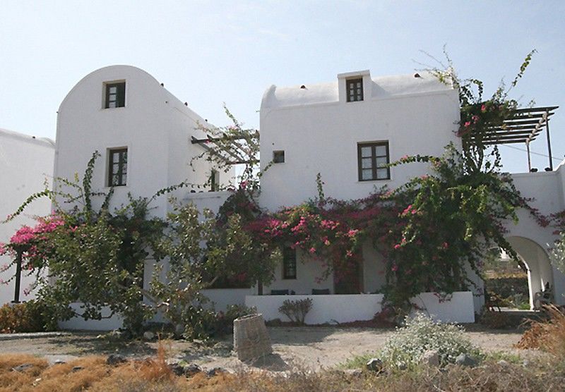 Anna Traditional Aparthotel 2*