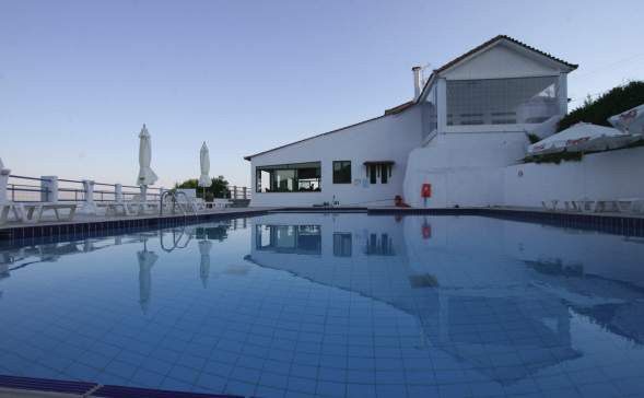Skiathos Club & 4*