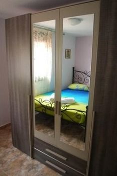 Simon King Apartment