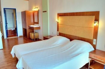 Minos Boutique Hotel 3*