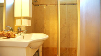 Lions2 Studios And Apartments * Askeli