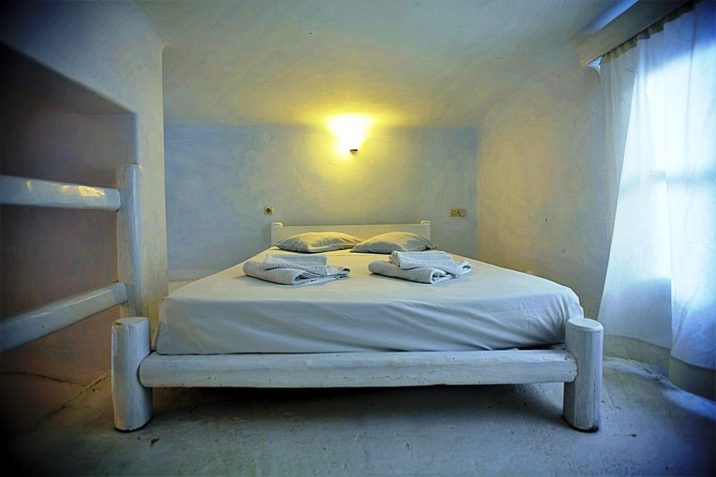 Voula S Economy Apartment