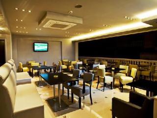 Rg Status Hotel