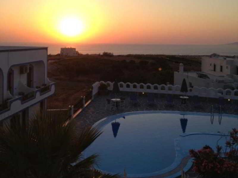 Agapi Hotel Karterados (Santorini)