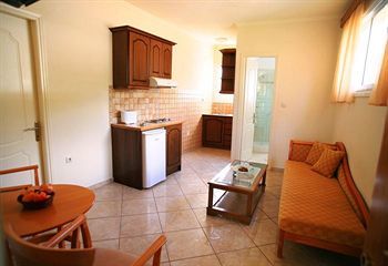 Apartment Holidays Ipsos