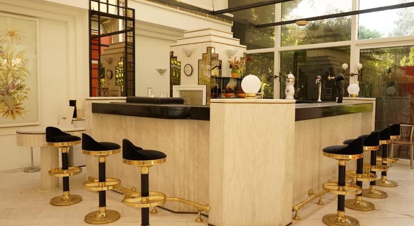 Nefeles Bed & Breakfast 4*