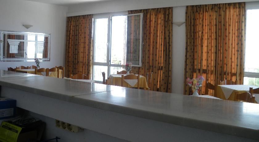 Anna Aparthotel