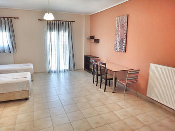 Midia Suites Hotel